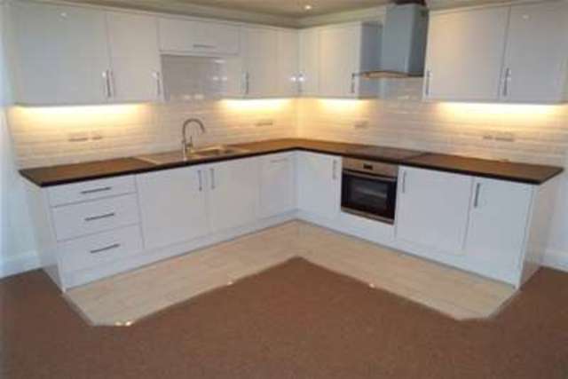  Image of 2 bedroom Flat to rent in High Street Mold CH7 at Mold, CH7 1BH