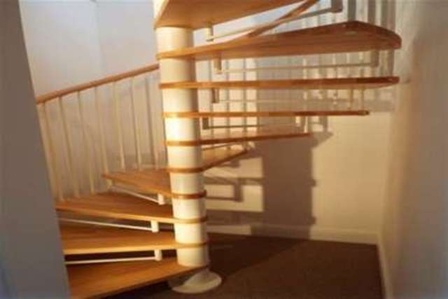  Image of 2 bedroom Flat to rent in High Street Mold CH7 at Mold, CH7 1BH