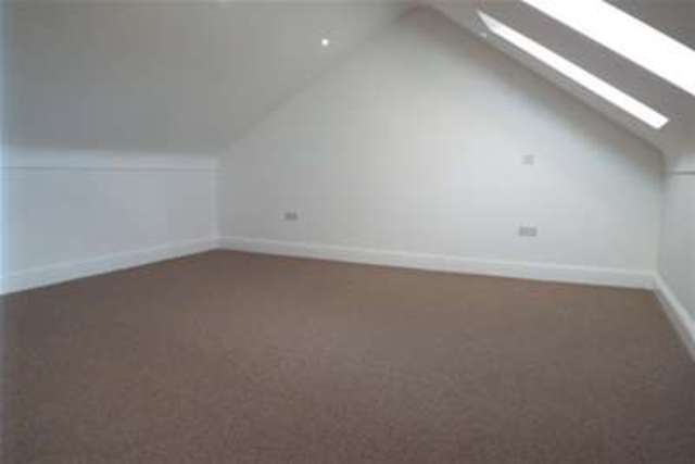  Image of 2 bedroom Flat to rent in High Street Mold CH7 at Mold, CH7 1BH