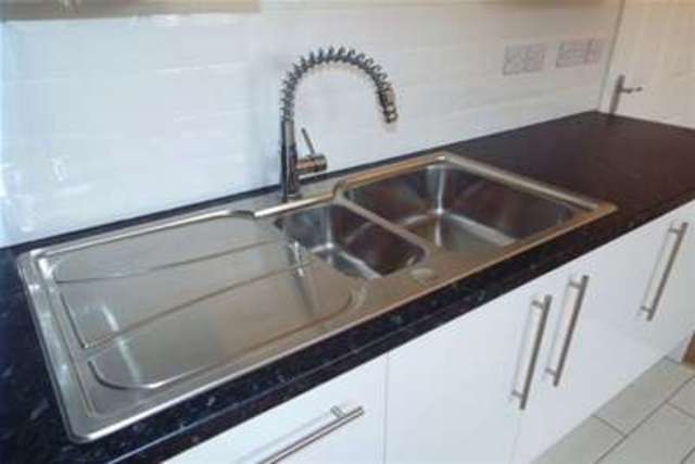  Image of 2 bedroom Flat to rent in High Street Mold CH7 at Mold, CH7 1BH