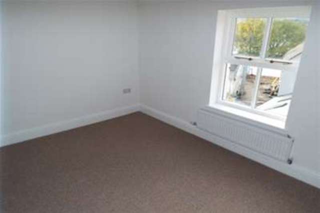  Image of 2 bedroom Flat to rent in High Street Mold CH7 at Mold, CH7 1BH