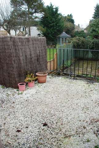  Image of 2 bedroom Cottage to rent in High Street Rode Frome BA11 at High Street Rode Frome, BA11 6PA