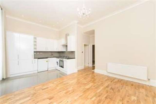  Image of 1 bedroom Property to rent in Holland Road London W14 at London, W14 8BA