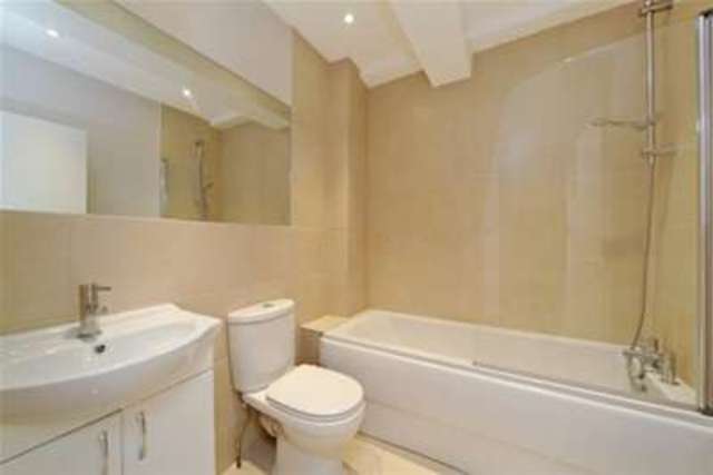  Image of 2 bedroom Flat to rent in Holland Road London W14 at London, W14 8BA