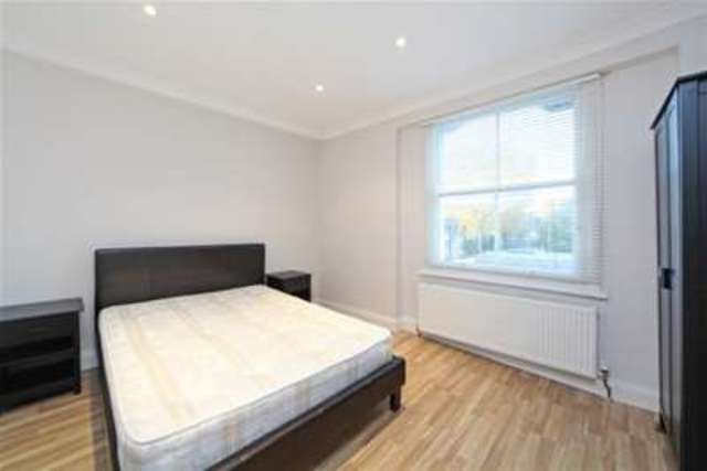  Image of 2 bedroom Flat to rent in Holland Road London W14 at London, W14 8BA