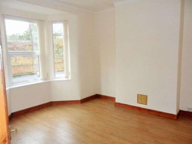 Image of 2 bedroom Flat to rent in Holly Avenue Wallsend NE28 at Holly Avenue  Wallsend, NE28 6PL