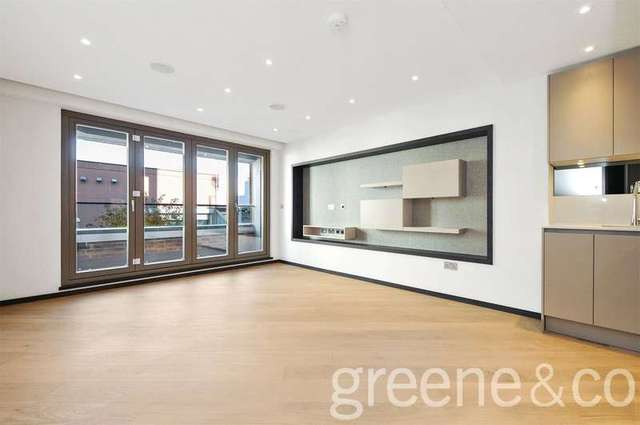  Image of 2 bedroom Flat to rent in Holmes Road London NW5 at Kentish Town London Gospel Oak, NW5 3AN