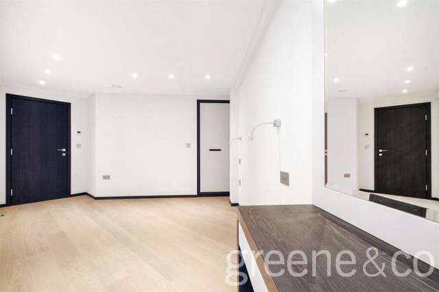  Image of 2 bedroom Flat to rent in Holmes Road London NW5 at Kentish Town London Gospel Oak, NW5 3AN