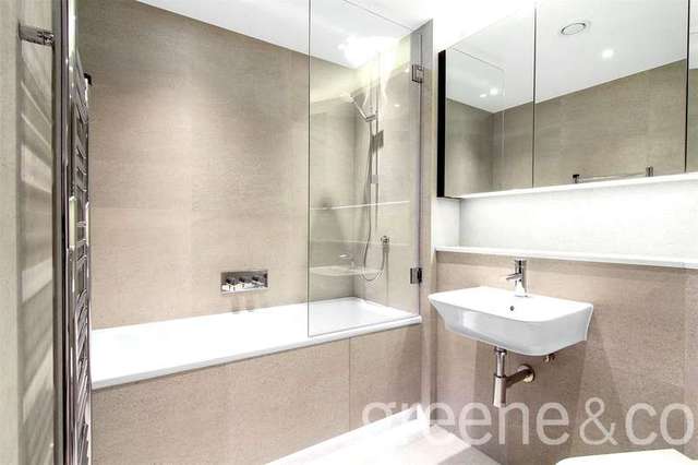  Image of 2 bedroom Flat to rent in Holmes Road London NW5 at Kentish Town London Gospel Oak, NW5 3AN