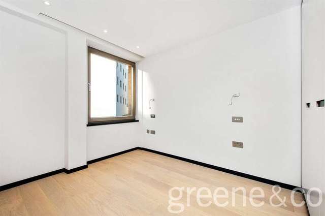  Image of 2 bedroom Flat to rent in Holmes Road London NW5 at Kentish Town London Gospel Oak, NW5 3AN