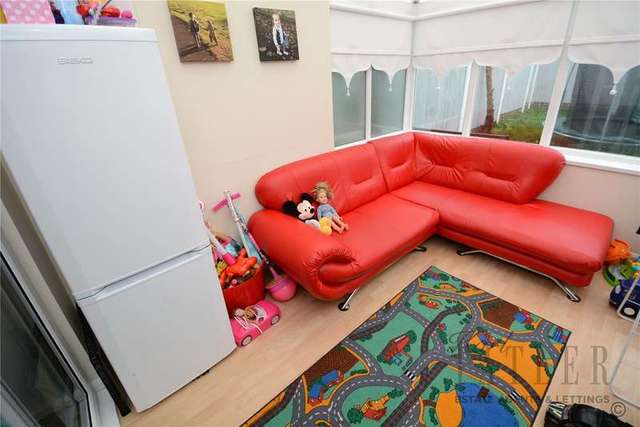  Image of 3 bedroom Semi-Detached house to rent in Holmlands Drive Prenton CH43 at Prenton Wirral Prenton, CH43 0UU