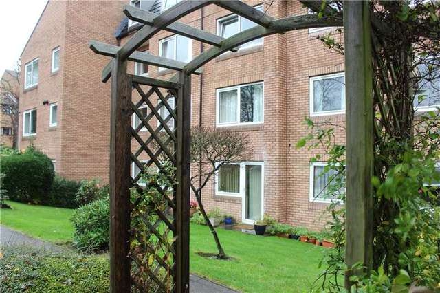  Image of 1 bedroom Apartment for sale in Mount Hermon Road Hook Heath Woking GU22 at Mount Hermon Road Woking Woking, GU22 7XF