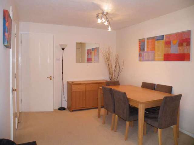  Image of 1 bedroom Maisonette to rent in Horatio Avenue Warfield Bracknell RG42 at Warfield Newell Green, RG42 3TX