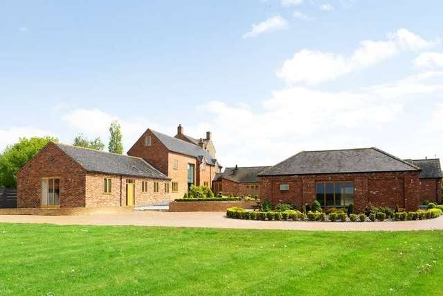  Image of 5 bedroom Barn Conversion for sale in Ibstock Road Nailstone Nuneaton CV13 at Ibstock Road  Nuneaton, CV13 0QA