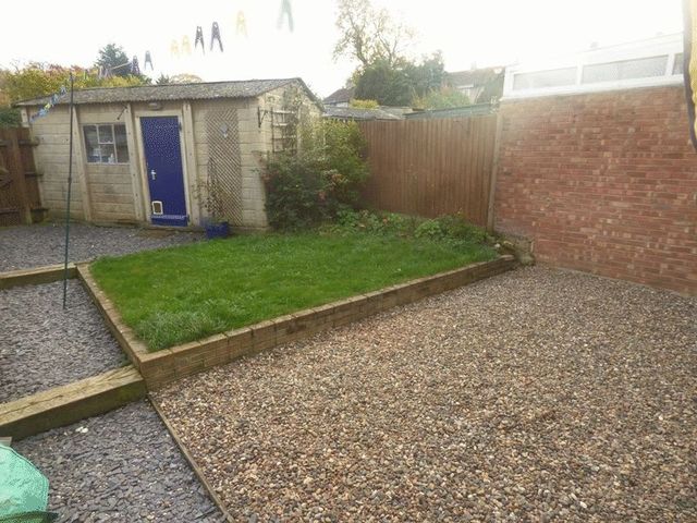  Image of 3 bedroom Terraced house to rent in Juniper Avenue Matson Gloucester GL4 at Juniper Avenue Matson Gloucester, GL4 6AW