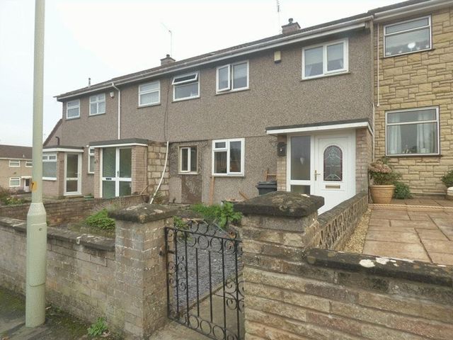  Image of 3 bedroom Terraced house to rent in Juniper Avenue Matson Gloucester GL4 at Juniper Avenue Matson Gloucester, GL4 6AW