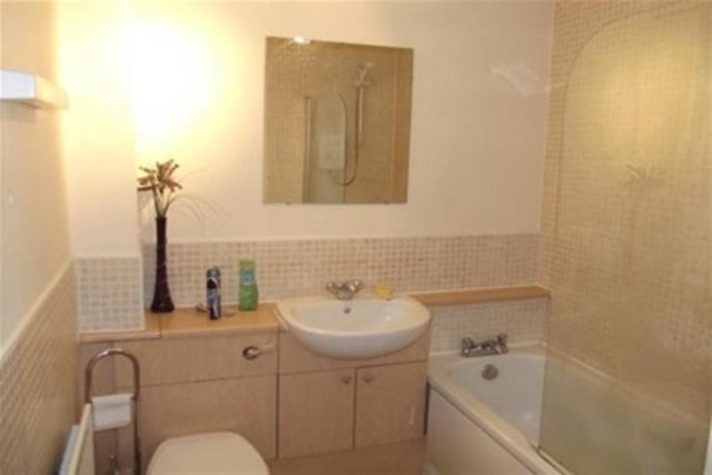  Image of 2 bedroom Flat to rent in Kelvinhaugh Street Glasgow G3 at Yorkhill Glasgow Glasgow, G3 8PW