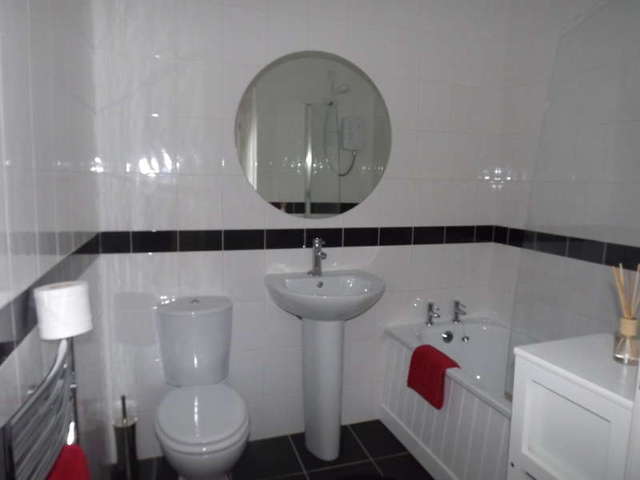  Image of 1 bedroom Flat for sale in Kents Road Torquay TQ1 at Wellswood Torquay St Marychurch, TQ1 2NL