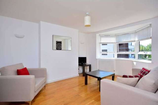  Image of 2 bedroom Flat to rent in Aitman Drive Kew Bridge Road Brentford TW8 at Chiswick TW8 0ES Chiswick, TW8 0ES