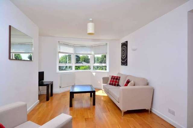  Image of 2 bedroom Flat to rent in Aitman Drive Kew Bridge Road Brentford TW8 at Chiswick TW8 0ES Chiswick, TW8 0ES