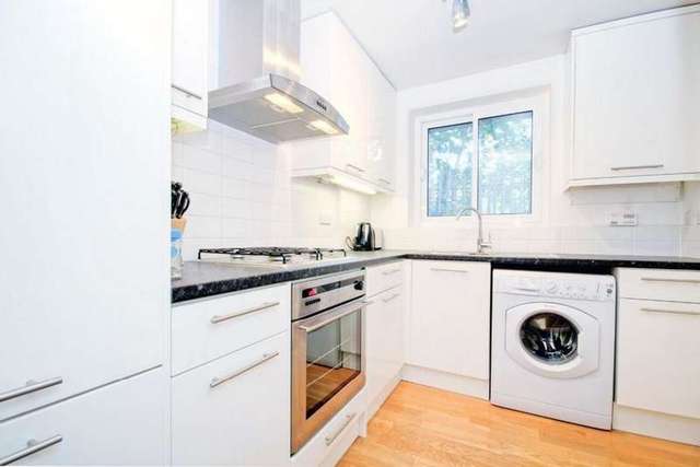  Image of 1 bedroom Flat to rent in Stile Hall Parade London W4 at Chiswick W4 3AG Chiswick, W4 3AG