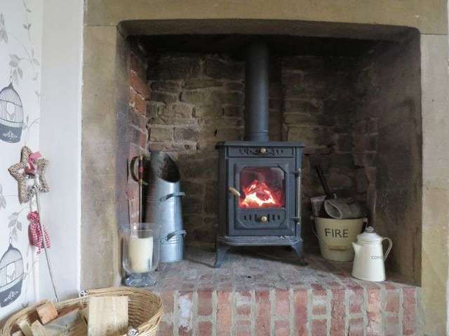  Image of 2 bedroom Detached house for sale in Kilpin Hill Lane Dewsbury WF13 at Kilpin Hill Lane  Dewsbury, WF13 4BS