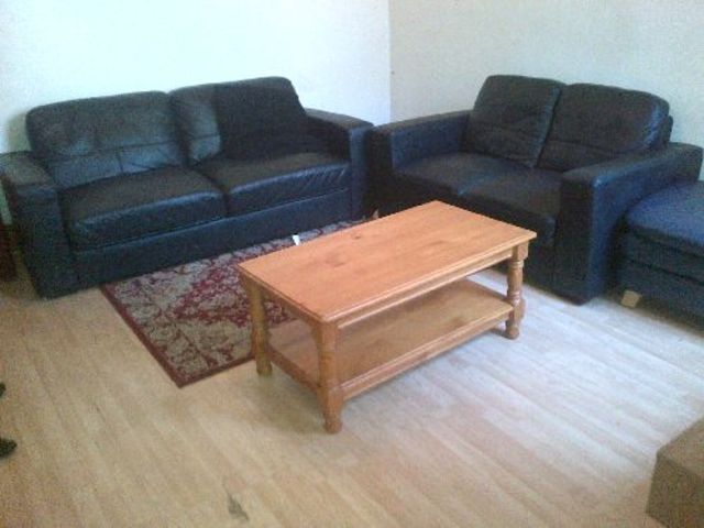  Image of 5 bedroom House Share to rent in Kimbolton Avenue Nottingham NG7 at Lenton Nottinghamshire Lenton, NG7 1PT