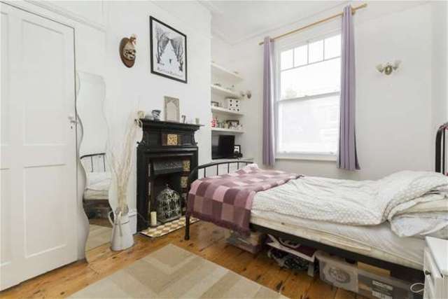  Image of 3 bedroom Maisonette for sale in Kinfauns Road London SW2 at Streatham Hill, SW2 3JL