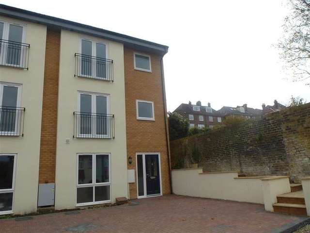  Image of 3 bedroom Town House for sale in King Edward Road Chatham ME4 at Chatham Kent Chatham, ME4 6EA
