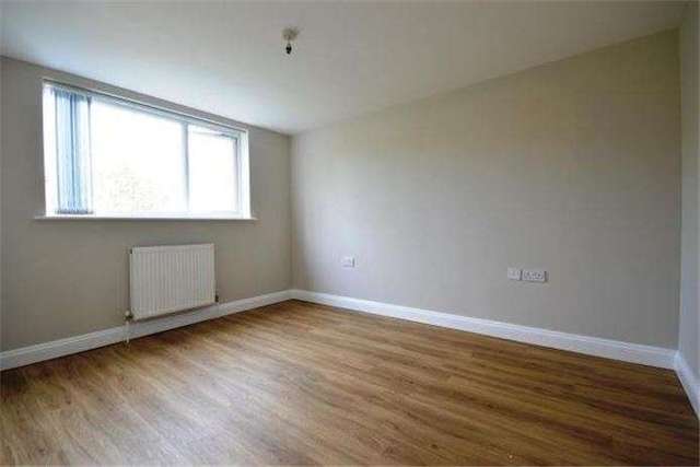  Image of 2 bedroom Flat to rent in Kings Hedges Road Cambridge CB4 at Cambridge  Chesterton, CB4 2PB