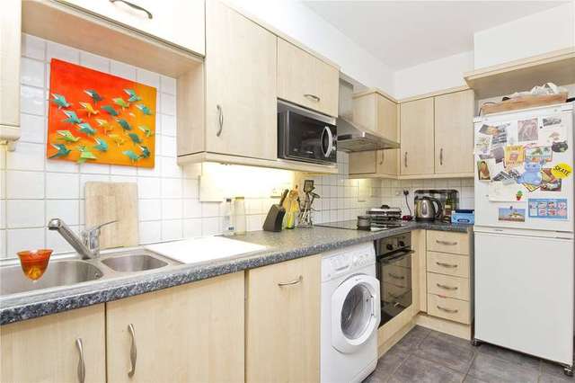  Image of 2 bedroom Flat for sale in Baltic Place London N1 at Hackney London Hoxton, N1 5AQ