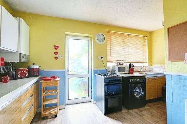  Image of 3 bedroom Terraced house for sale in Kirklands Road Hull HU5 at Kirklands Road  Hull, HU5 5AU