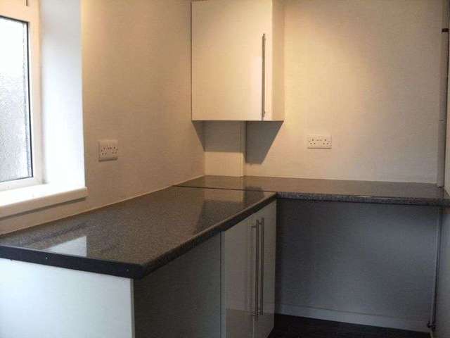  Image of 3 bedroom Semi-Detached house to rent in Knight Road Tonbridge TN10 at Knight Road  Tonbridge, TN10 4AL