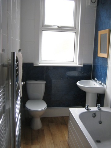  Image of 6 bedroom Terraced house to rent in Langdale Terrace Headingley Leeds LS6 at Langdale Terrace  HEADINGLEY, LS6 3DY
