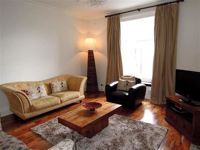  Image of 2 bedroom Flat to rent in Lansdowne Crescent Edinburgh EH12 at West End Edinburgh Edinburgh, EH12 5EQ