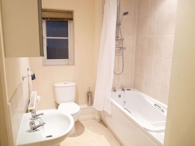 Image of 2 bedroom Flat to rent in Larkrise West Ashton Trowbridge BA14 at Larkrise West Ashton Trowbridge, BA14 6FN