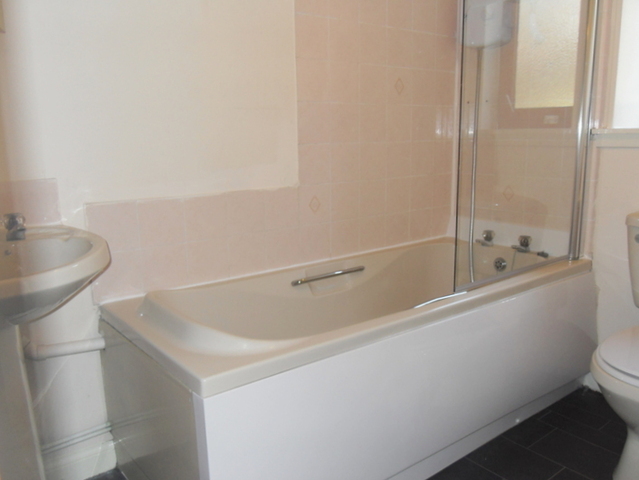 Image of 2 bedroom Flat to rent in Leyden Court Glasgow G20 at Maryhill Glasgow Glasgow, G20 9LY