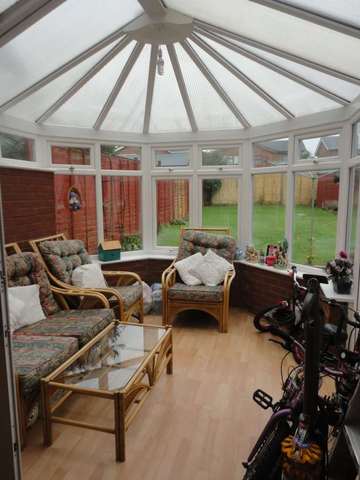  Image of 5 bedroom Semi-Detached house to rent in Lind Close Earley Reading RG6 at Lind Close  Reading, RG6 5QX