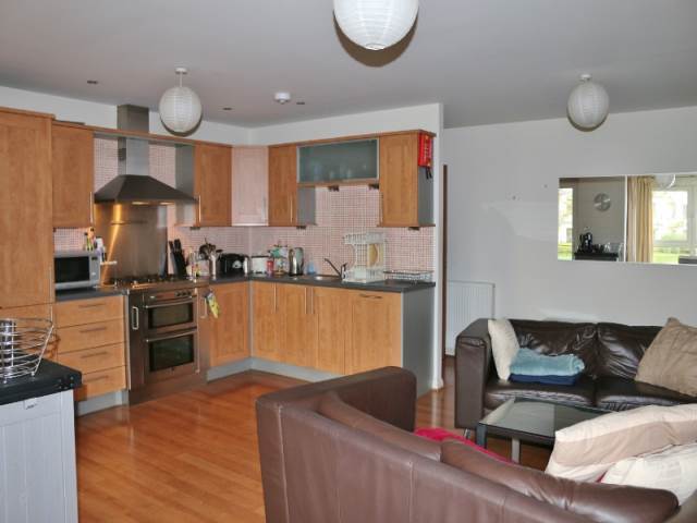  Image of 2 bedroom Flat to rent in Lindsay Road Edinburgh EH6 at Leith Edinburgh Edinburgh, EH6 6ND