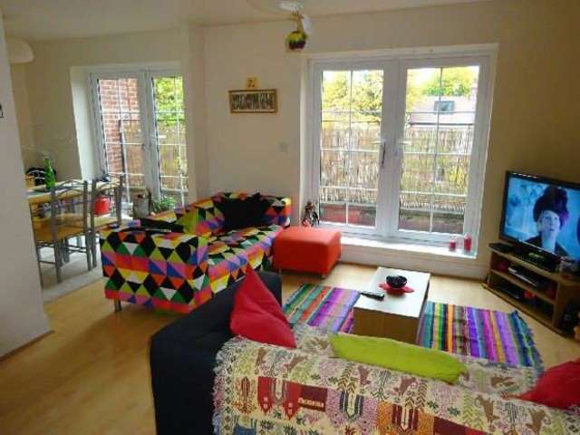  Image of 2 bedroom Flat for sale in Whalley Road Whalley Range Manchester M16 at Lingfield Apartments  Manchester, M16 8AH