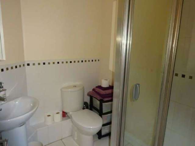  Image of 2 bedroom Flat for sale in Whalley Road Whalley Range Manchester M16 at Lingfield Apartments  Manchester, M16 8AH