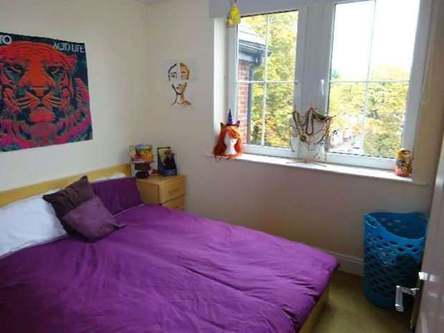  Image of 2 bedroom Flat for sale in Whalley Road Whalley Range Manchester M16 at Lingfield Apartments  Manchester, M16 8AH