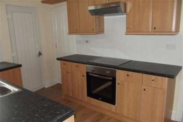  Image of 4 bedroom Property to rent in Loughborough Road West Bridgford Nottingham NG2 at Nottingham, NG2 7JH
