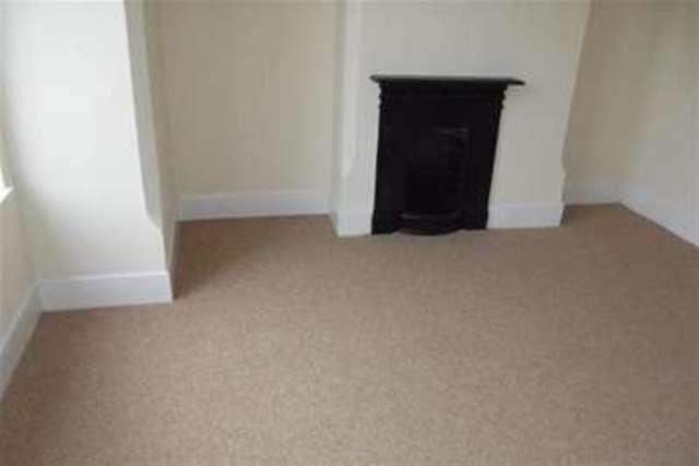  Image of 4 bedroom Property to rent in Loughborough Road West Bridgford Nottingham NG2 at Nottingham, NG2 7JH