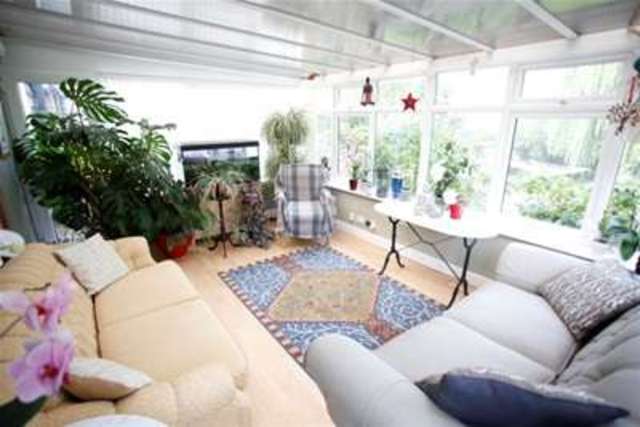  Image of 2 bedroom Detached house to rent in Low Street Collingham Newark NG23 at Newark, NG23 7LS