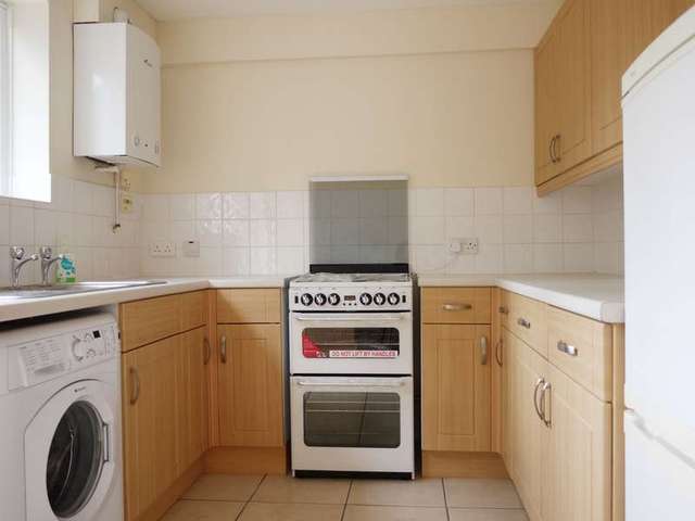  Image of 2 bedroom Detached house to rent in Bicknor Road Maidstone ME15 at Maidstone, ME15 9PQ