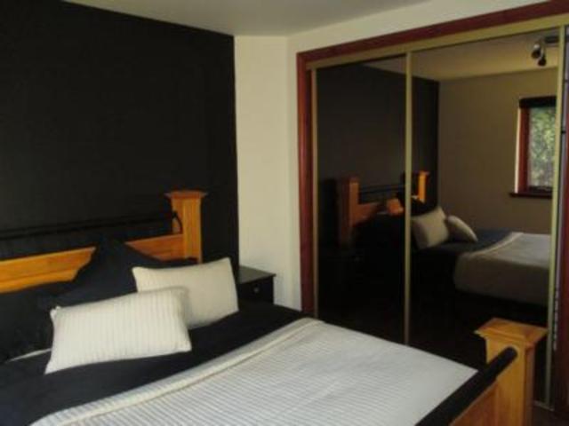  Image of 2 bedroom Flat to rent in Macaulay Drive Craigiebuckler Aberdeen AB15 at Mannofield Aberdeen Aberdeen, AB15 8FL