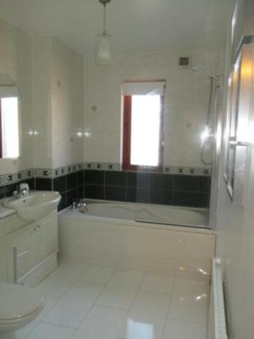  Image of 2 bedroom Flat to rent in Macaulay Drive Craigiebuckler Aberdeen AB15 at Mannofield Aberdeen Aberdeen, AB15 8FL