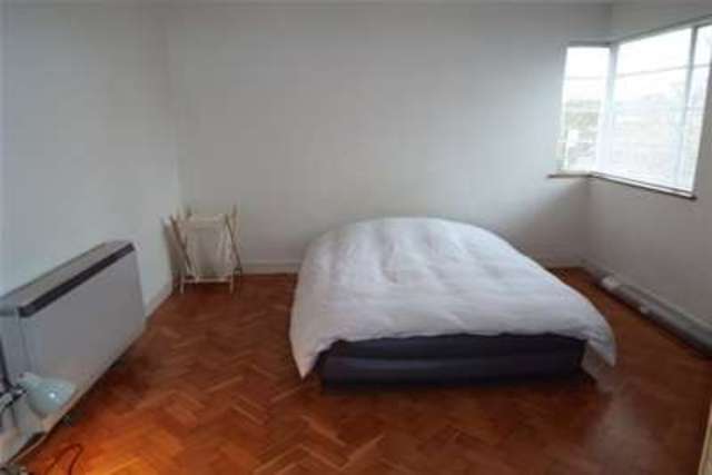  Image of 2 bedroom Flat to rent in Mansfield Road Sherwood Nottingham NG5 at Nottingham, NG5 2BW