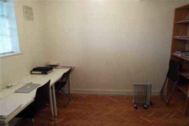  Image of 2 bedroom Flat to rent in Mansfield Road Sherwood Nottingham NG5 at Nottingham, NG5 2BW